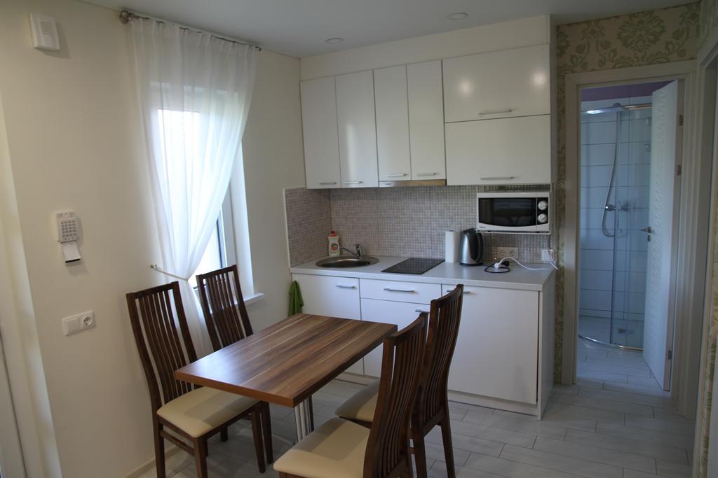 Plukiu 7 With Terrace Daire Palanga Dış mekan fotoğraf