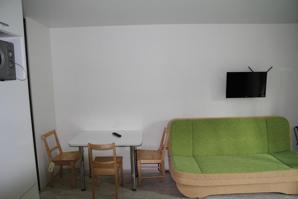 Plukiu 7 With Terrace Daire Palanga Dış mekan fotoğraf